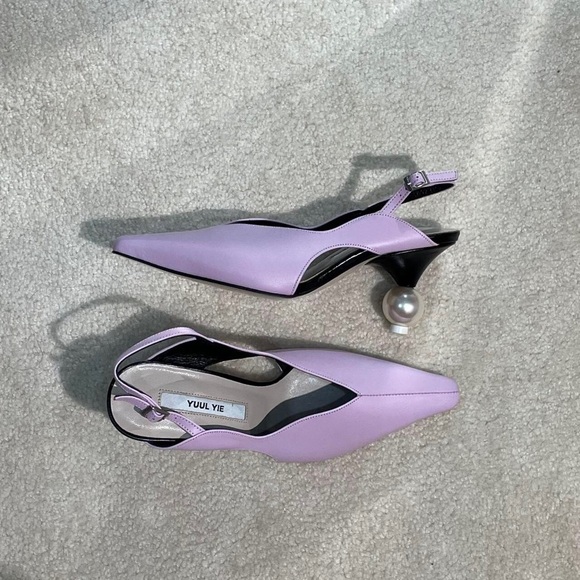 Yuul Yie Women’s Lilac Leather Sling Back Pumps - Picture 3 of 3